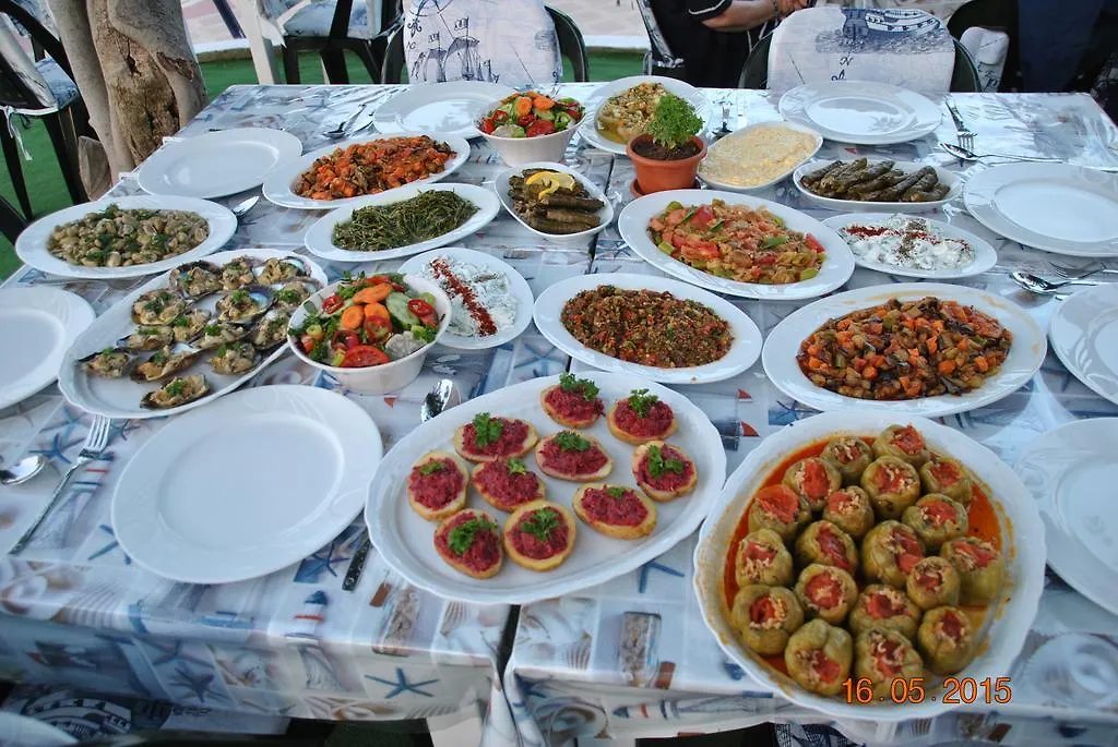 Bed & Breakfast Uysal Beach Motel